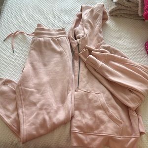 Lululemon Light Pink Scuba Set! Pink Mist